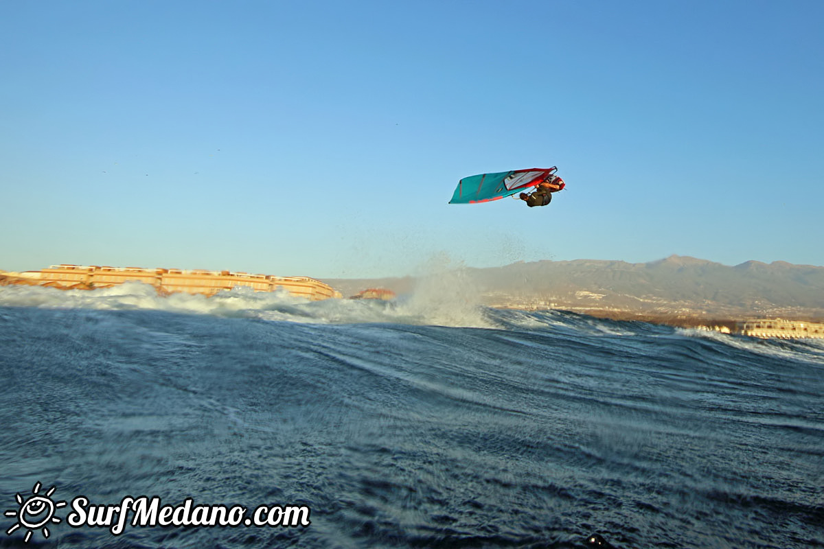 Sunrise windsurfing at Cabezo in El Medano Tenerife 10-11-2017 Tenerife