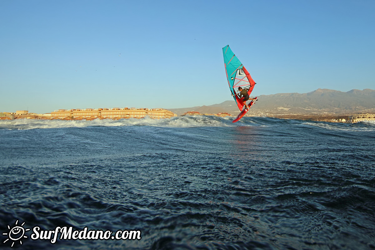 Sunrise windsurfing at Cabezo in El Medano Tenerife 10-11-2017 Tenerife