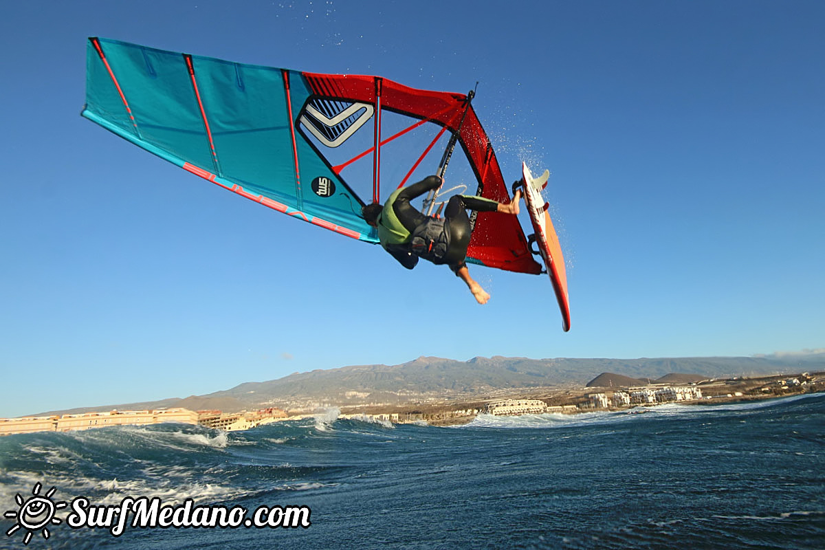 Sunrise windsurfing at Cabezo in El Medano Tenerife 26-01-2018 Tenerife