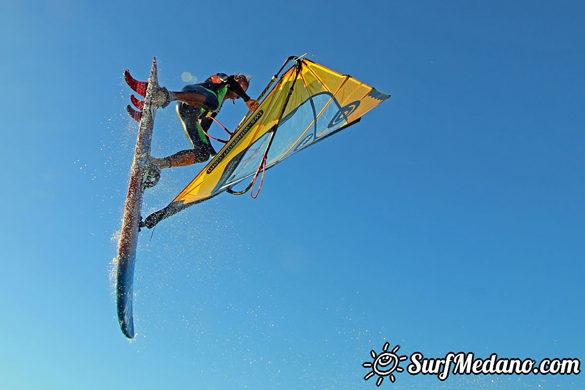 Sunrise windsurfing at Cabezo in El Medano Tenerife 26-01-2018 Tenerife