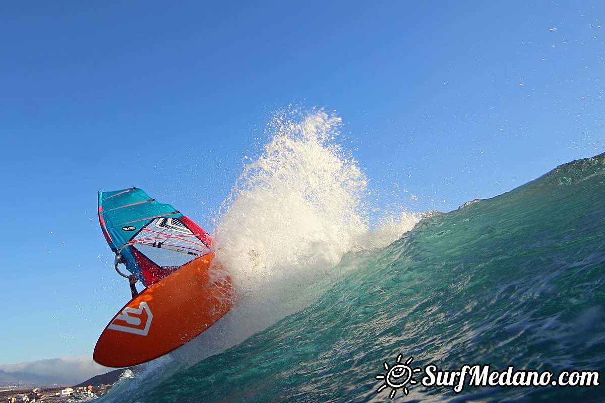 Sunrise windsurfing at Cabezo in El Medano Tenerife 26-01-2018 Tenerife