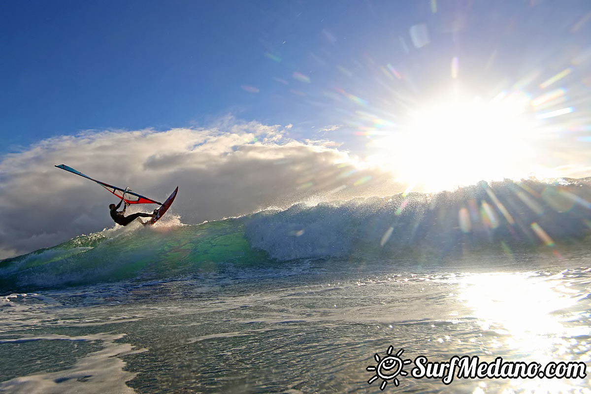 Sunrise windsurfing at Cabezo in El Medano Tenerife 26-01-2018 Tenerife